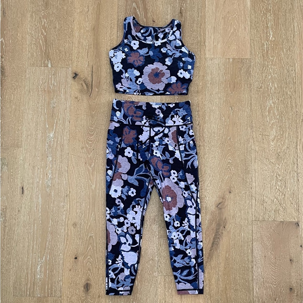 GAP Blue and Black Activewear Top
